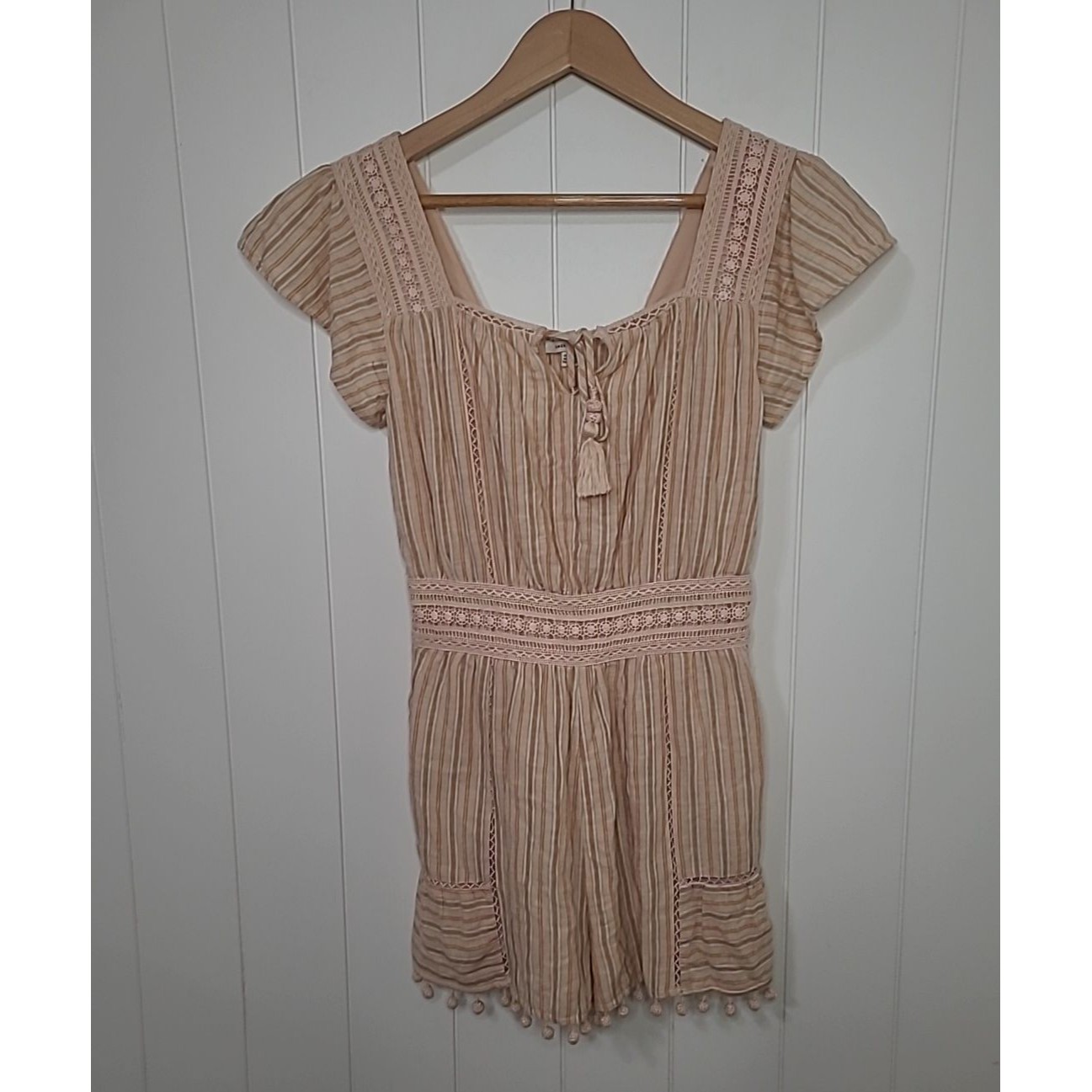 American Eagle Gauzy Tasseled Romper Womens Sz Xs Fairy Festival Linen Blend